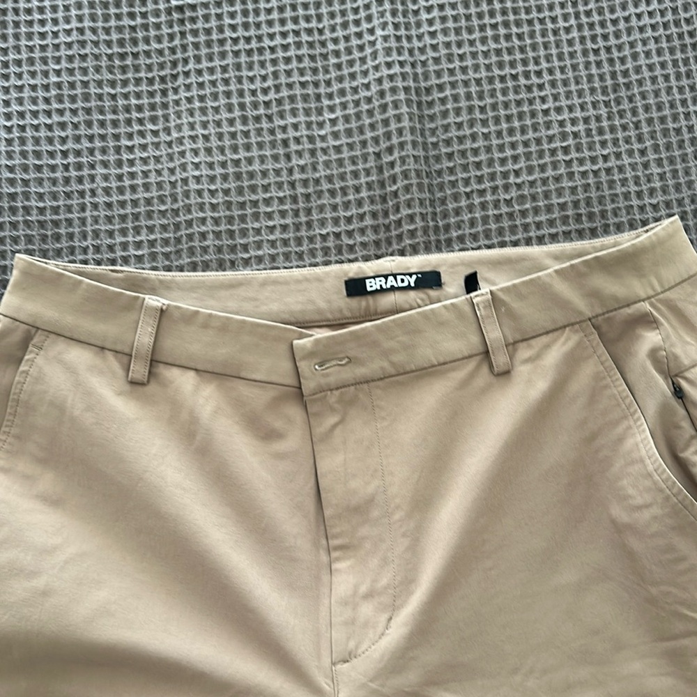 Brady men’s pants

34 w by 32 L